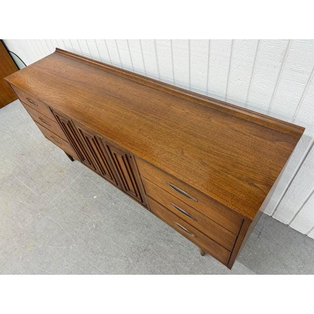 Mid-Century Modern Broyhill Sculptra Walnut 9-Drawer Dresser - Image 6