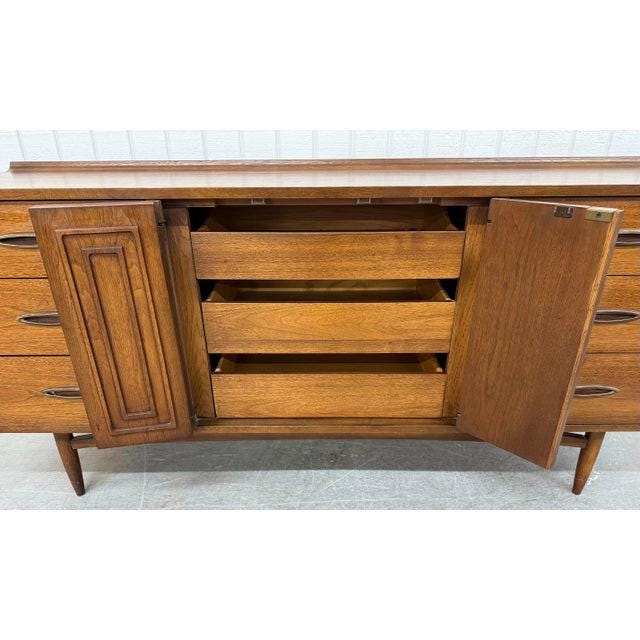 Mid-Century Modern Broyhill Sculptra Walnut 9-Drawer Dresser - Image 8