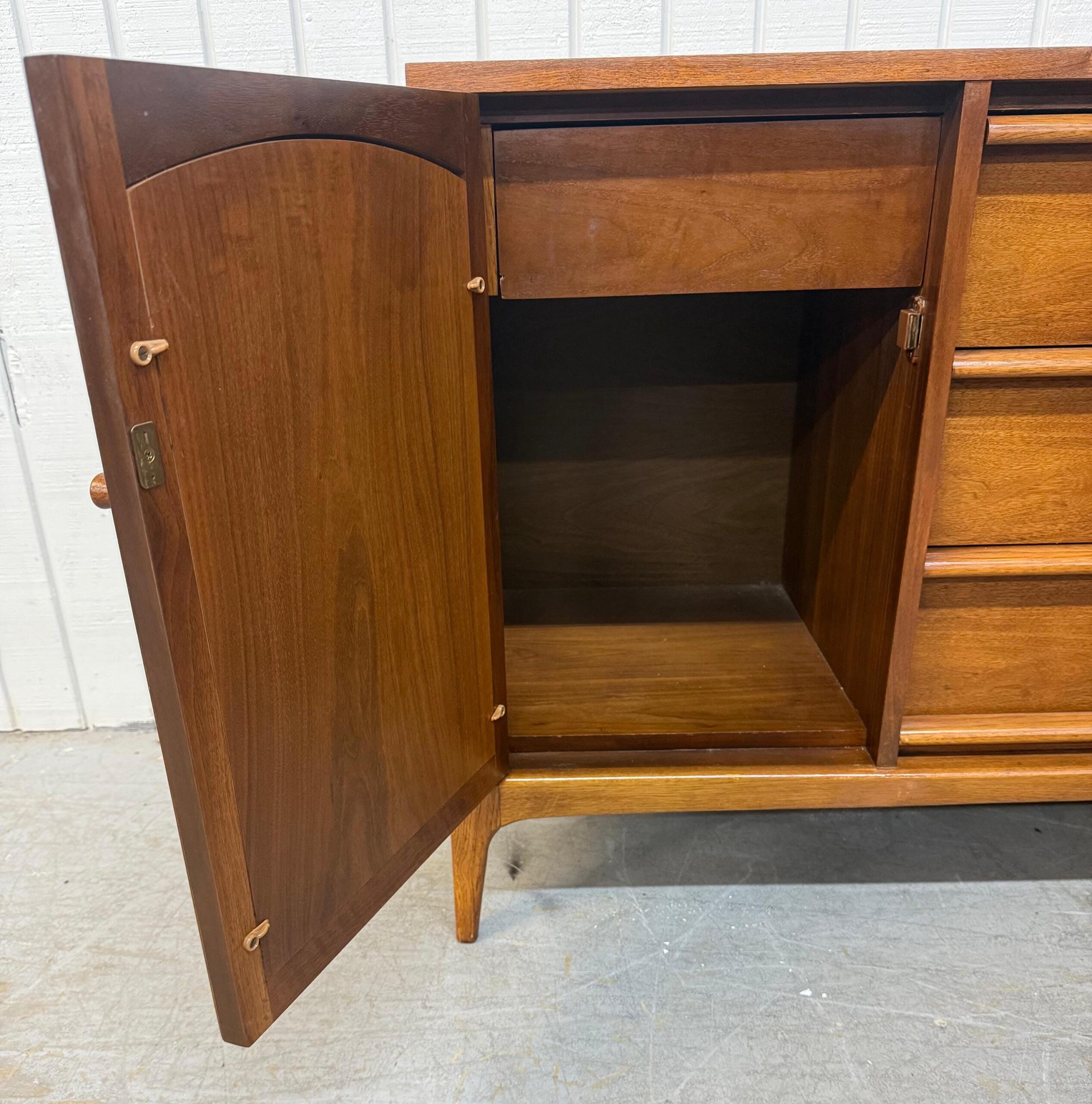 Mid-Century Modern Lane Rhythm Walnut Sideboard - Image 7