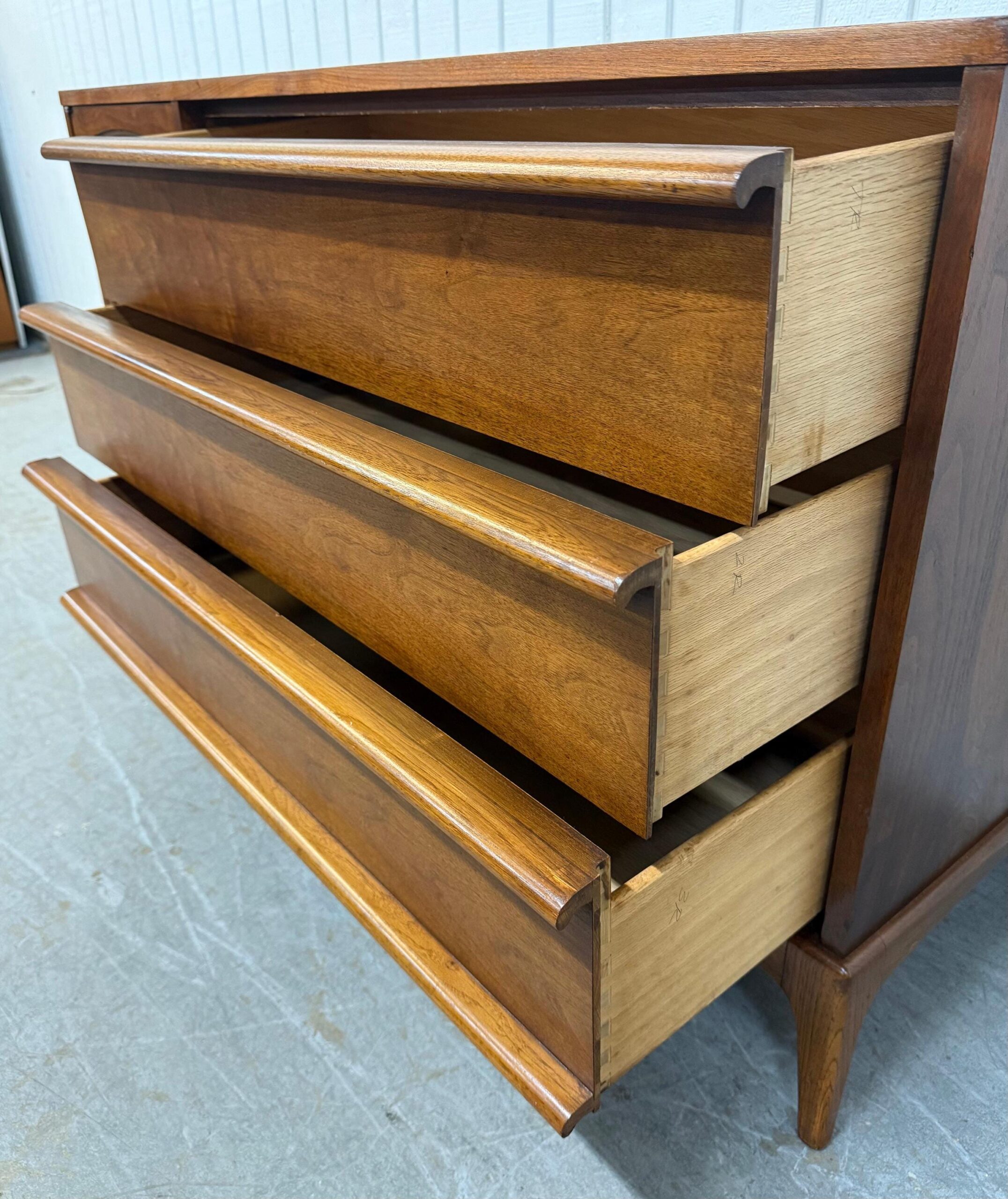 Mid-Century Modern Lane Rhythm Walnut Sideboard - Image 9