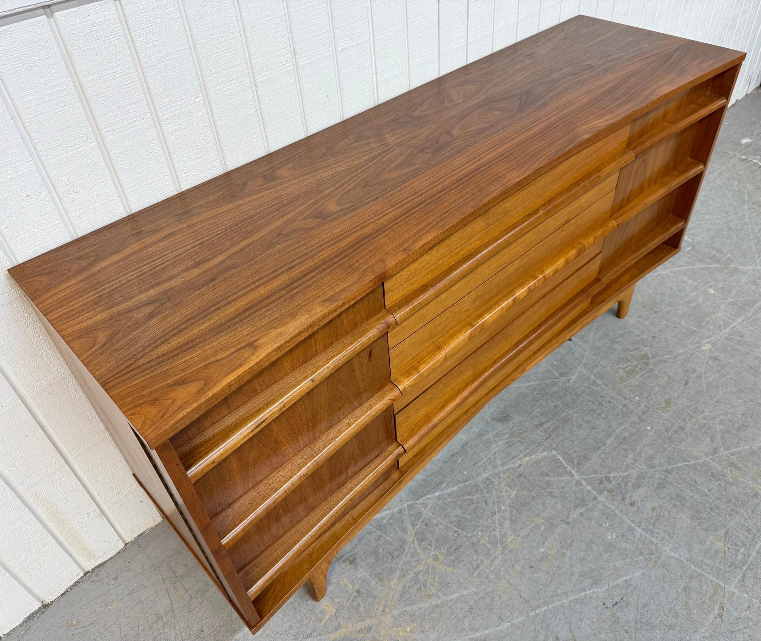 Mid-Century Modern Young Manufacturing Walnut Sideboard - Image 2