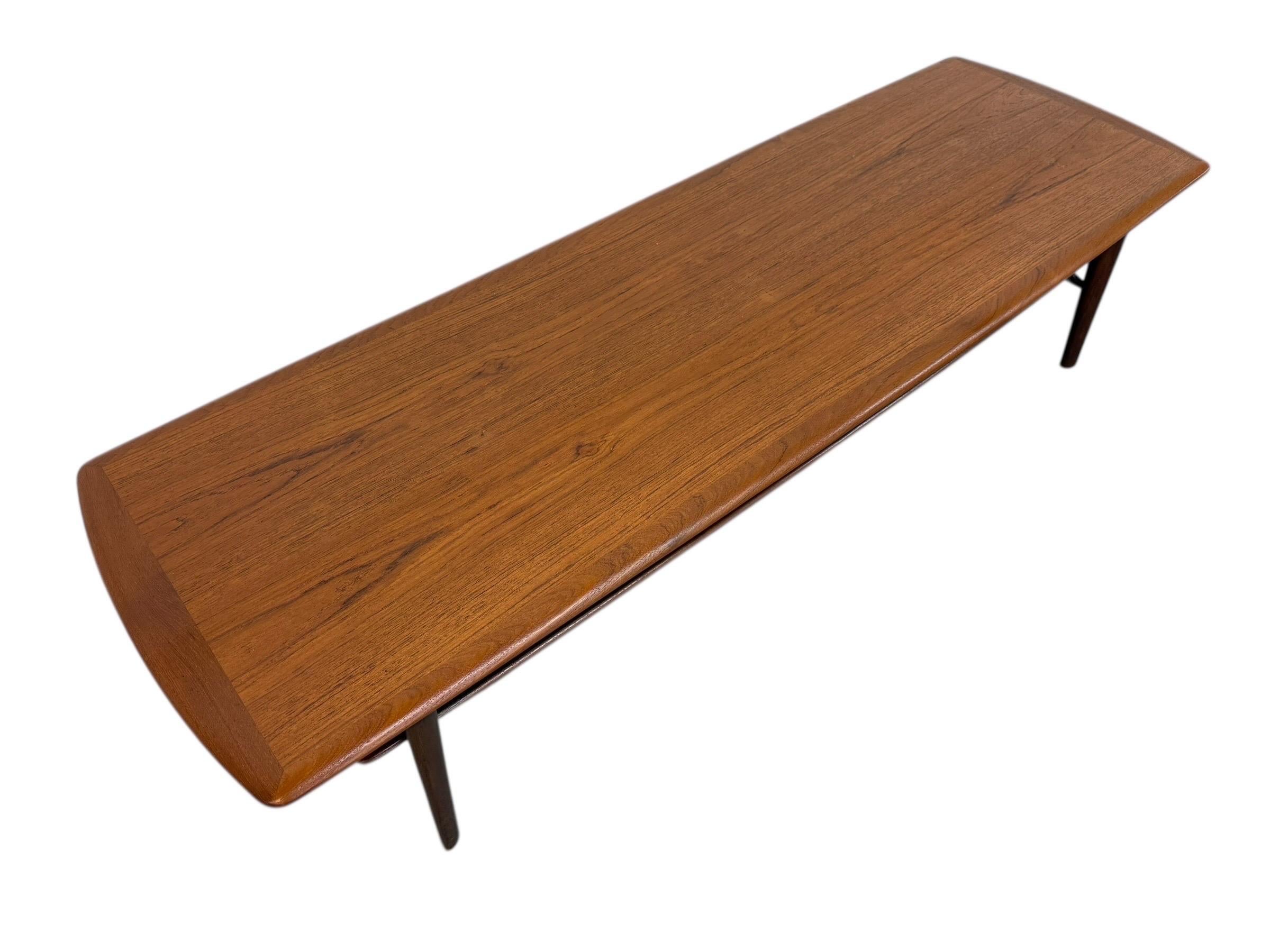 Mid-Century Danish Modern Teak Coffee Table w/Magazine Shelf - Refinished - Image 3