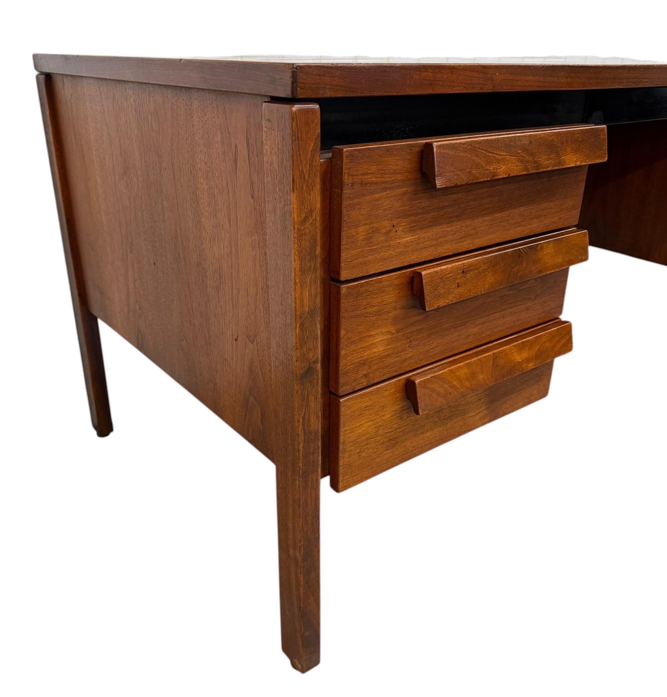 Mid-Century Modern Jens Risom Executive Desk - Image 7