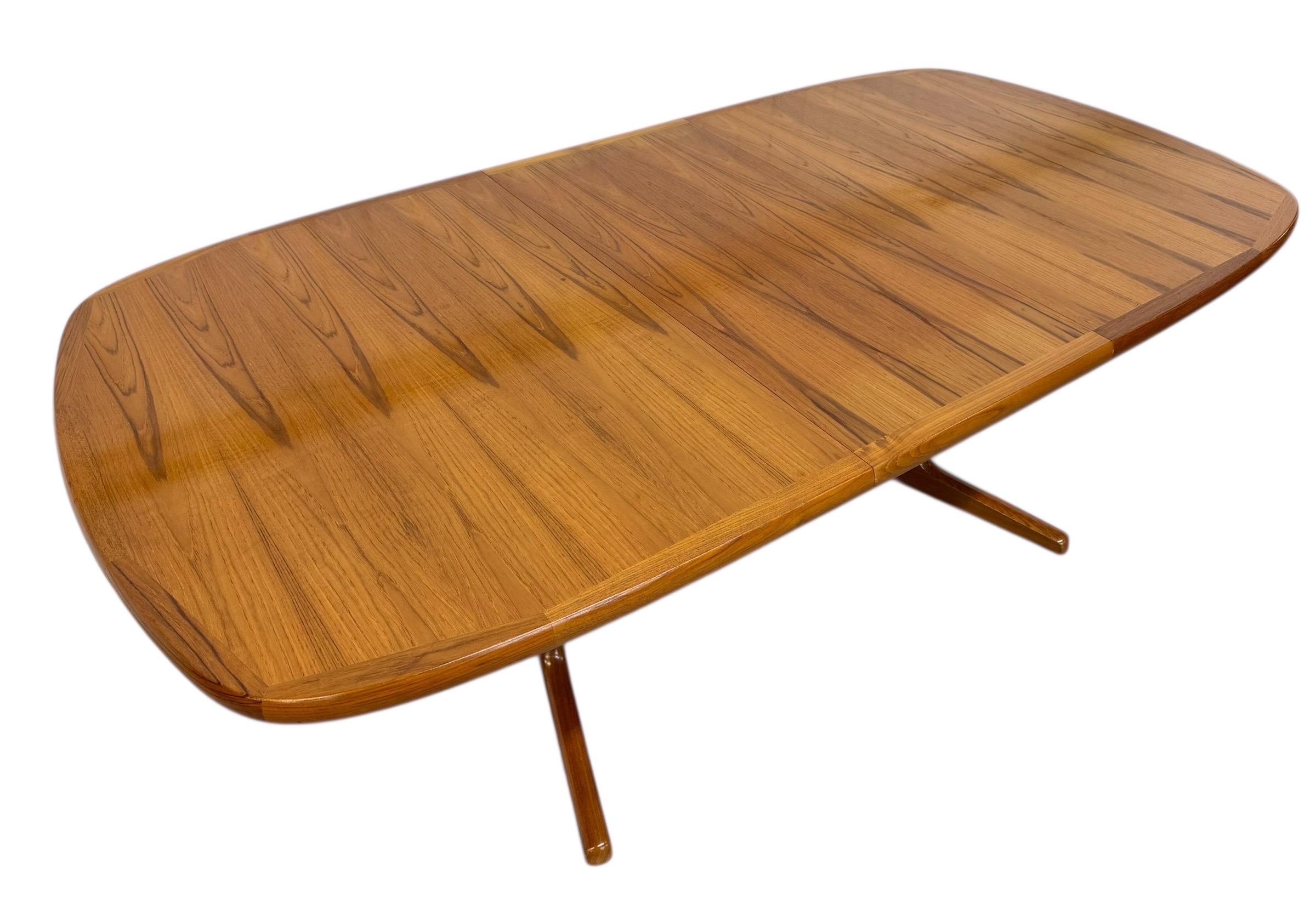 Vintage Danish Modern Oval Teak Dining Table W/2 Leaves - Image 8