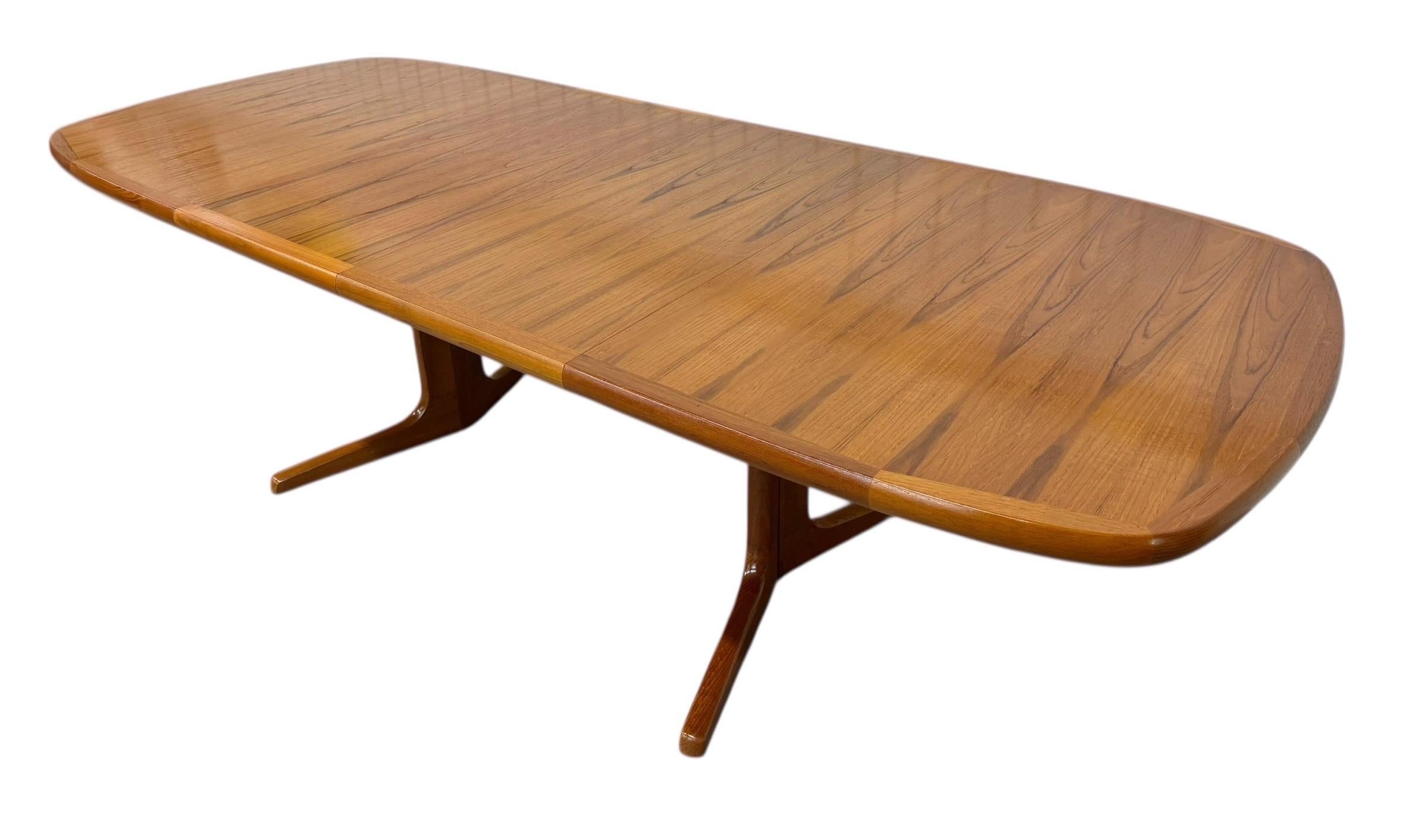 Vintage Danish Modern Oval Teak Dining Table W/2 Leaves - Image 10