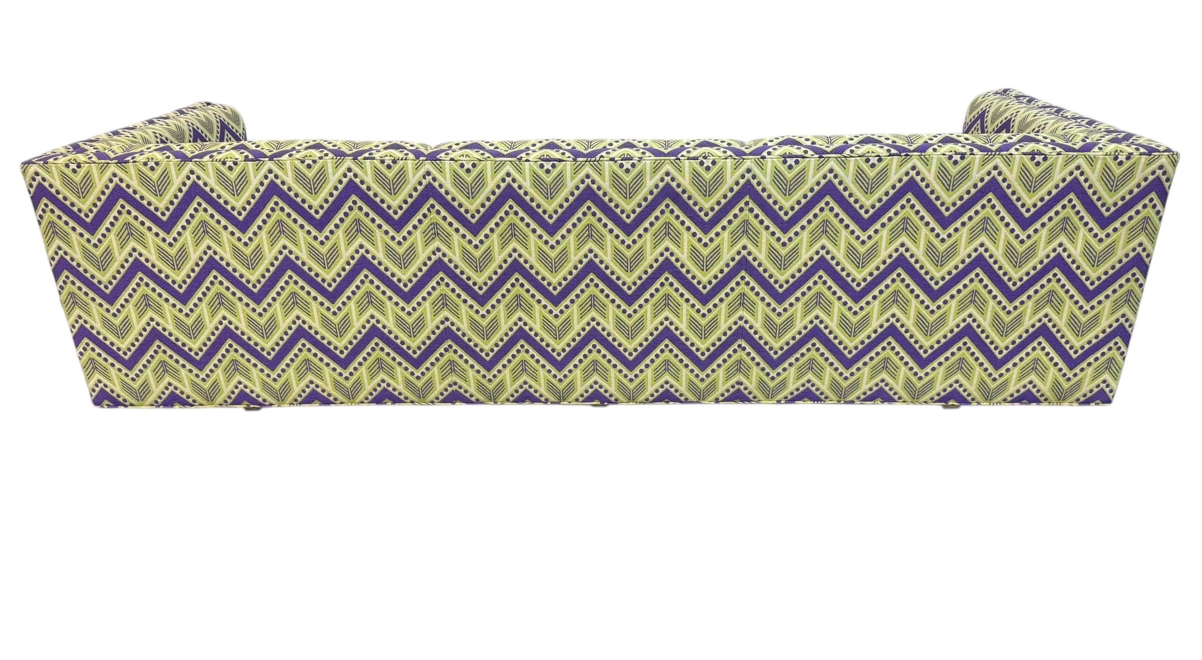 Vintage Dunbar Sofa with Original Upholstery - Image 10