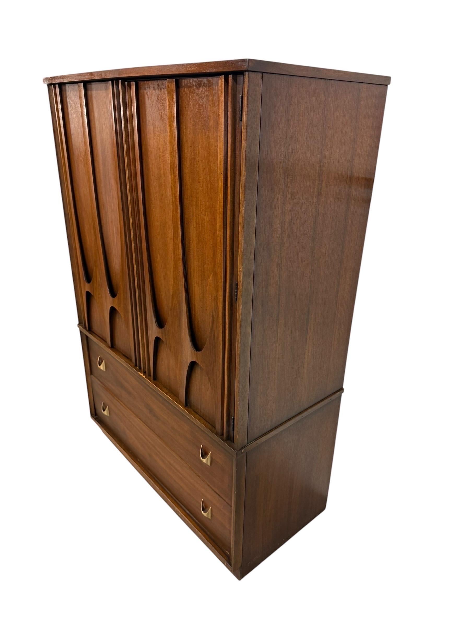 Mid-Century Modern Broyhill Brasilia II Walnut Armoire - Image 3