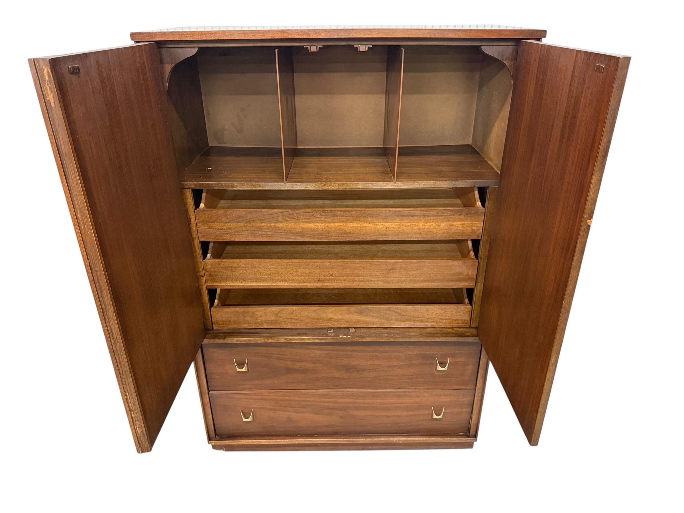 Mid-Century Modern Broyhill Brasilia II Walnut Armoire - Image 4