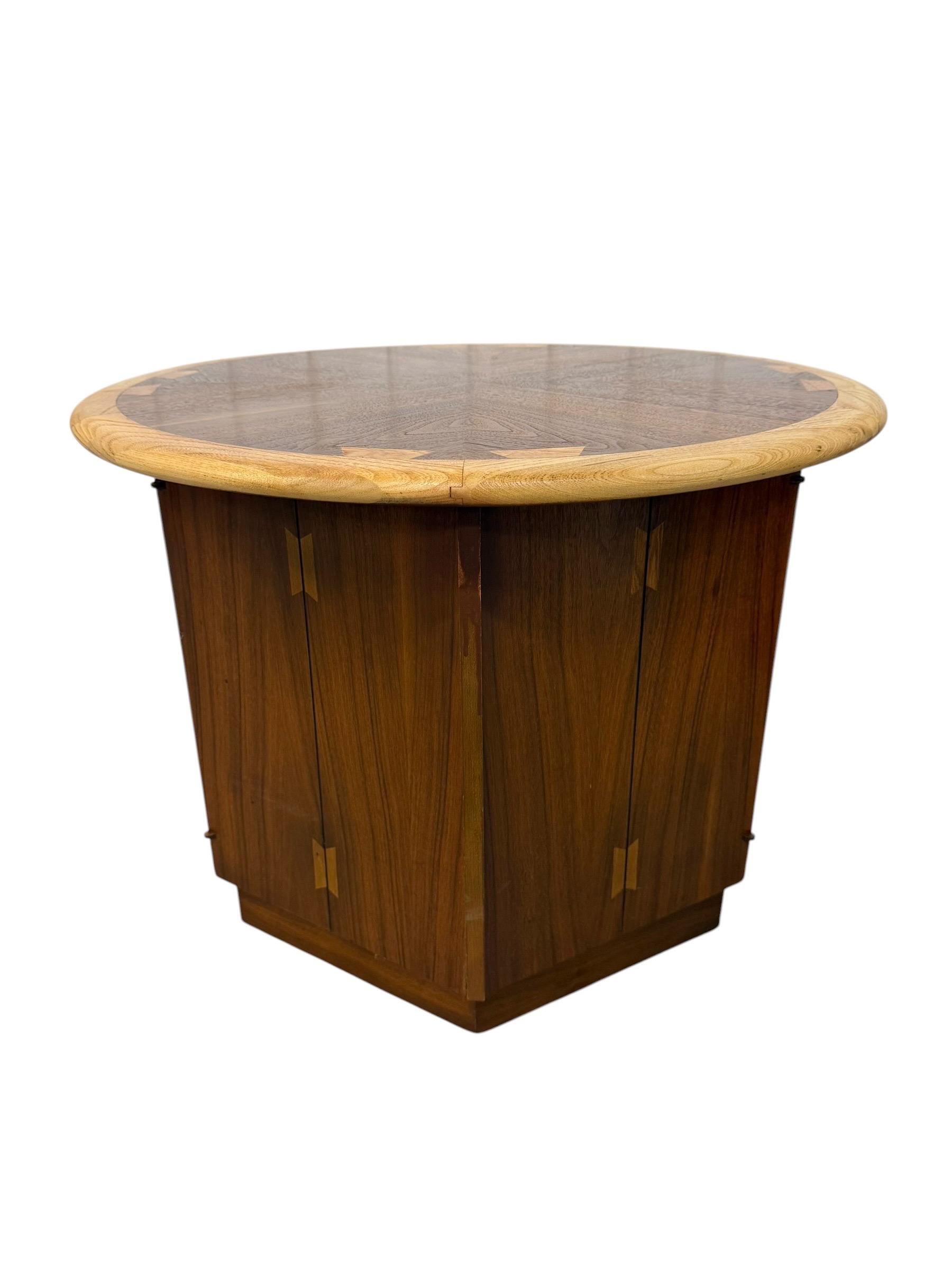 Mid-Century Modern Lane Acclaim Round Walnut Side Tables - Set of 2 - Refinished - Image 6