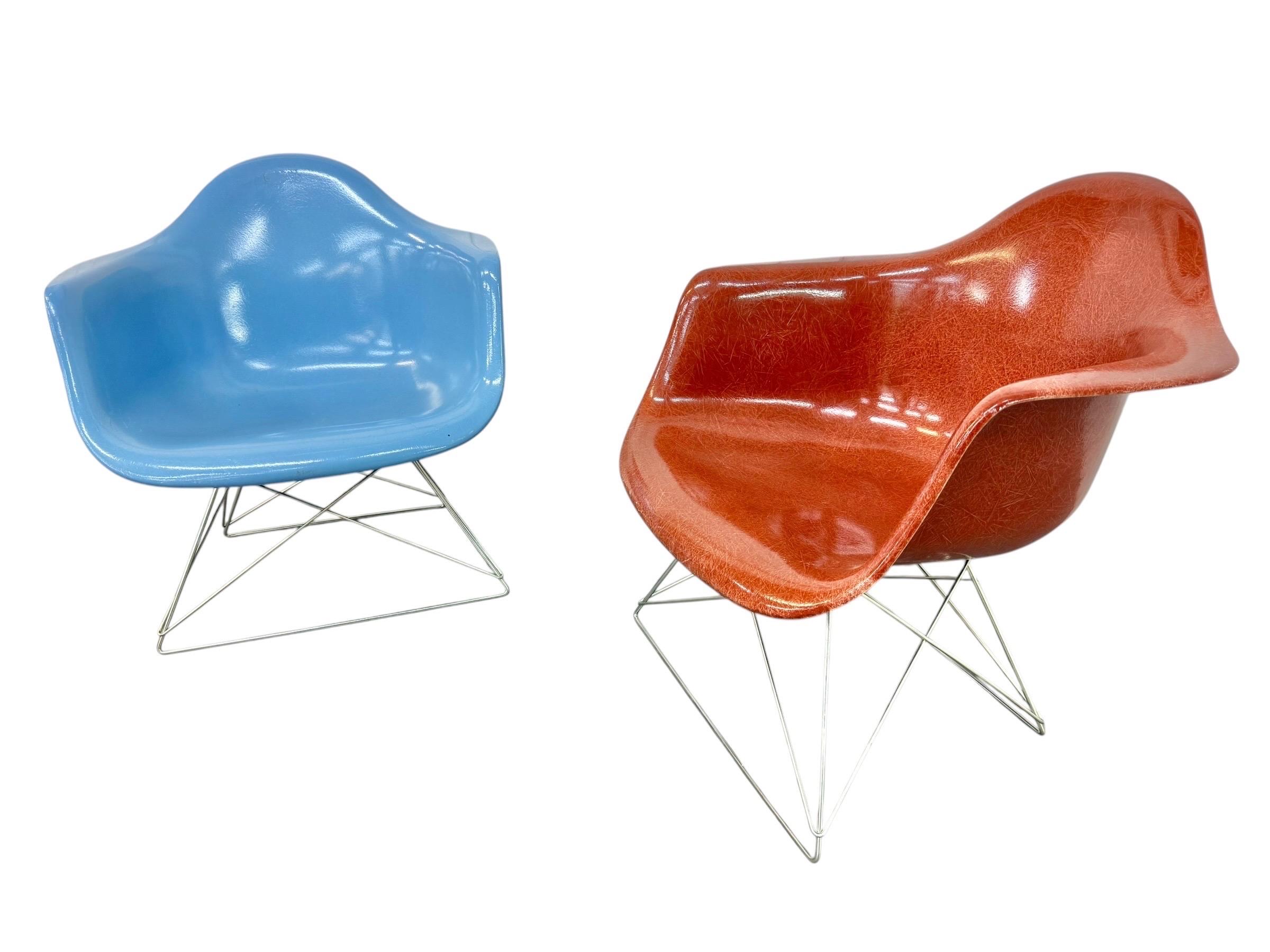 Vintage Modernica Fiberglass Shell Chairs - Set of 2 - Image 3