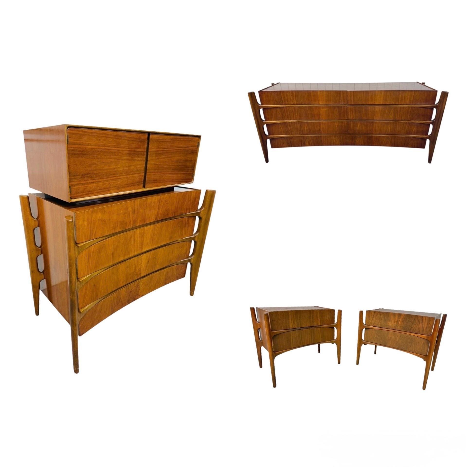 Mid-Century Swedish Modern William Hinn Sculptural Walnut 4-Piece Bedroom Set