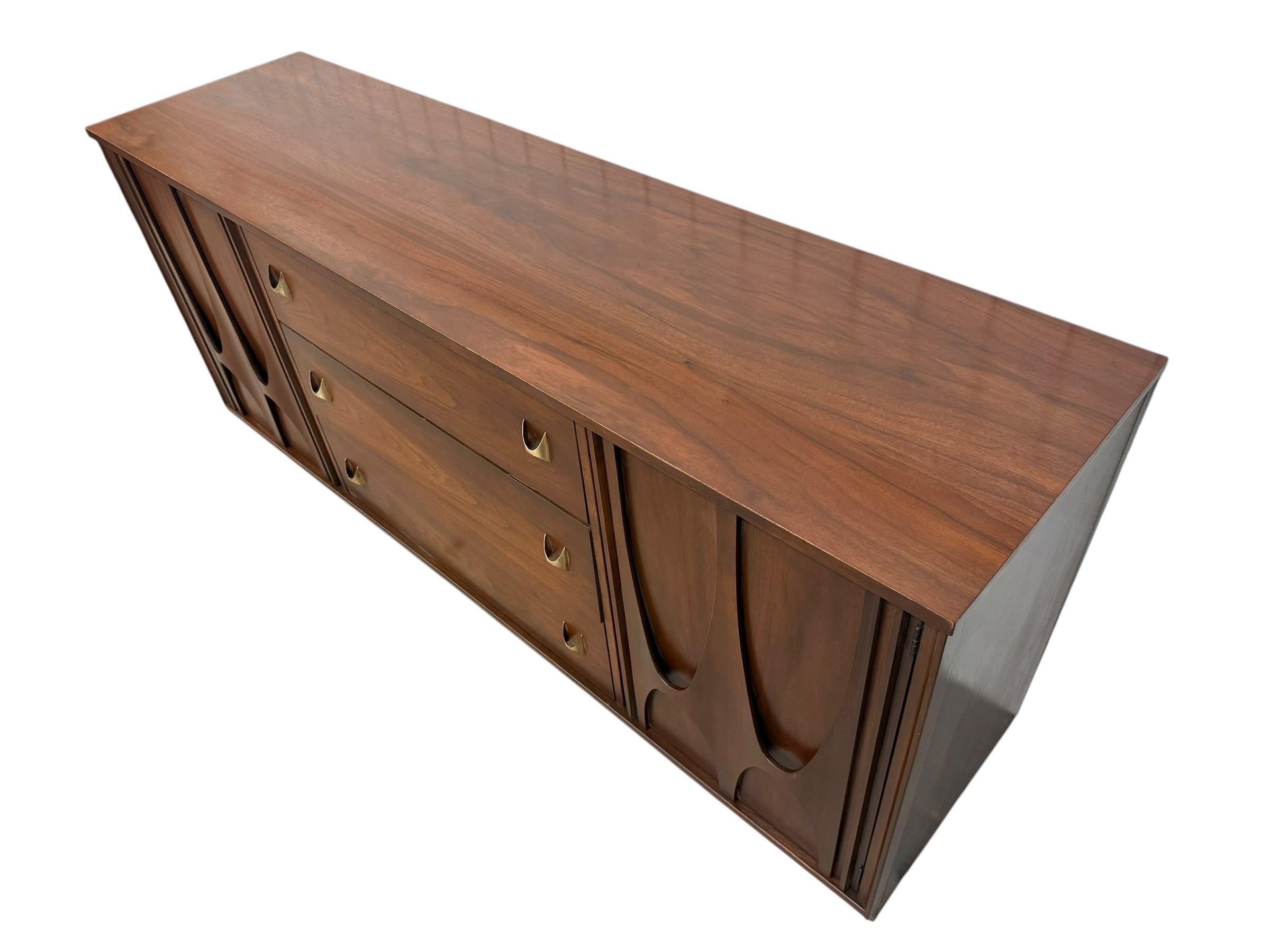 Mid-Century Modern Broyhill Brasilia Walnut Dresser - Image 6