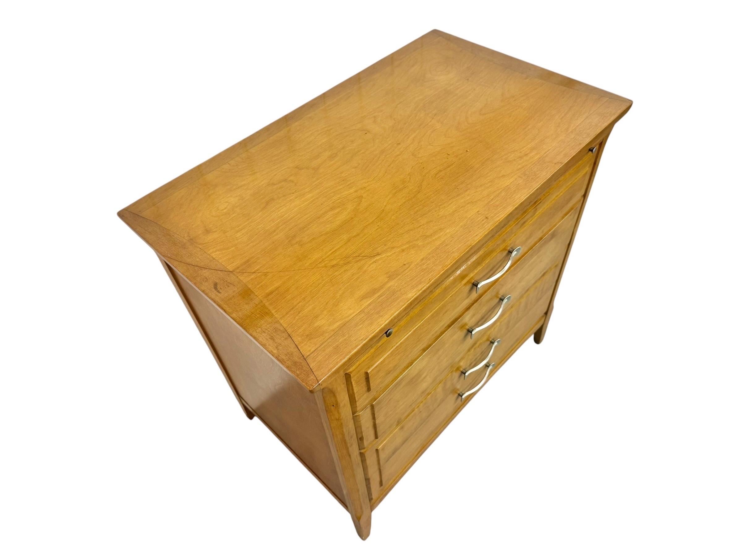 Mid-Century Modern Heywood Wakefield Bachelor Chest - Image 4