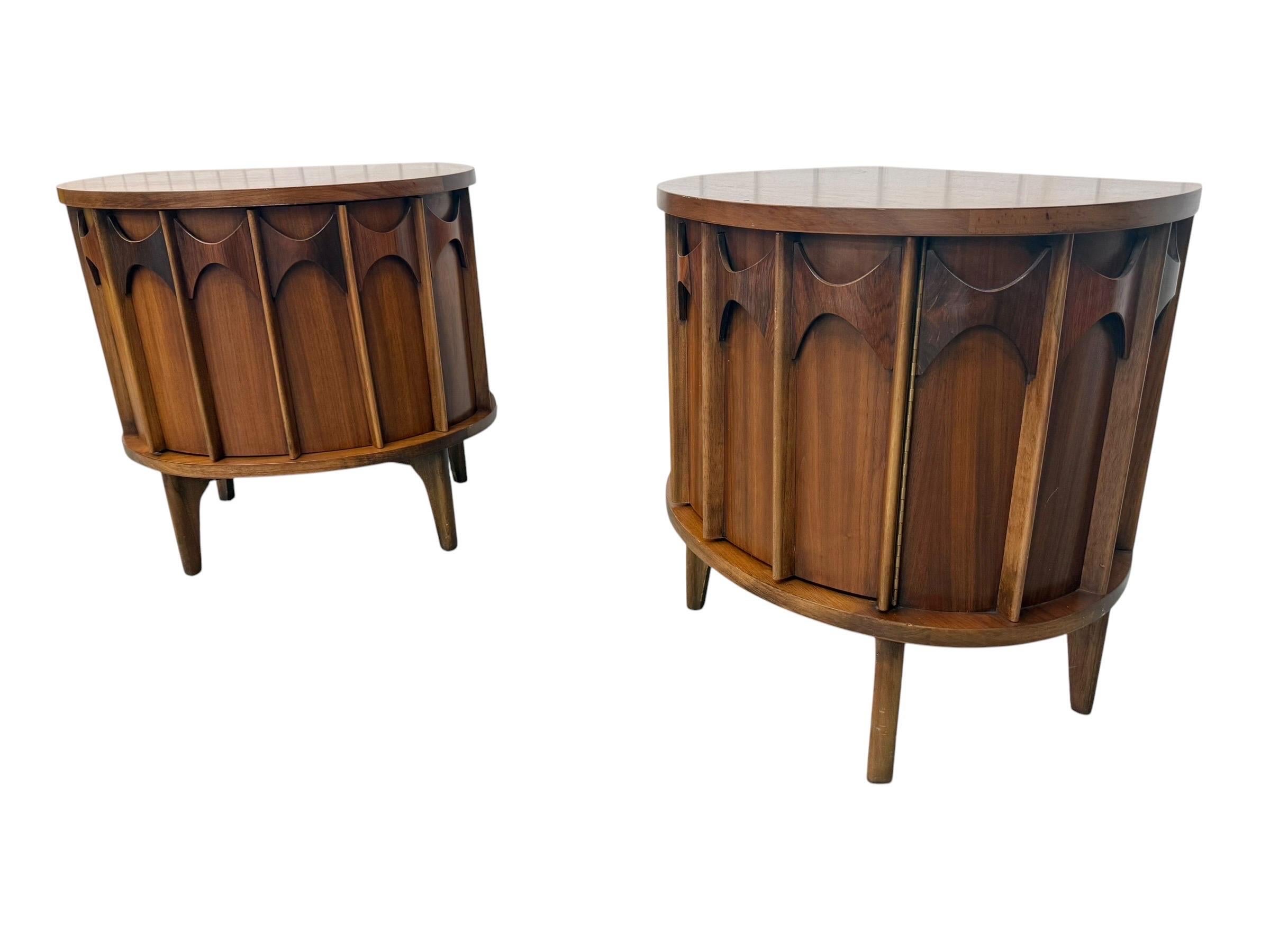 Mid-Century Modern Kent Coffey "Perspecta" Walnut Commode Nightstands - Set of 2 - Image 4