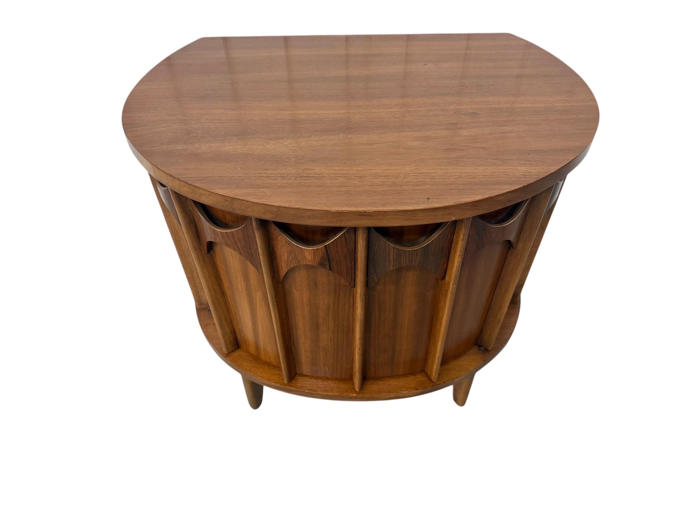 Mid-Century Modern Kent Coffey "Perspecta" Walnut Commode Nightstands - Set of 2 - Image 8