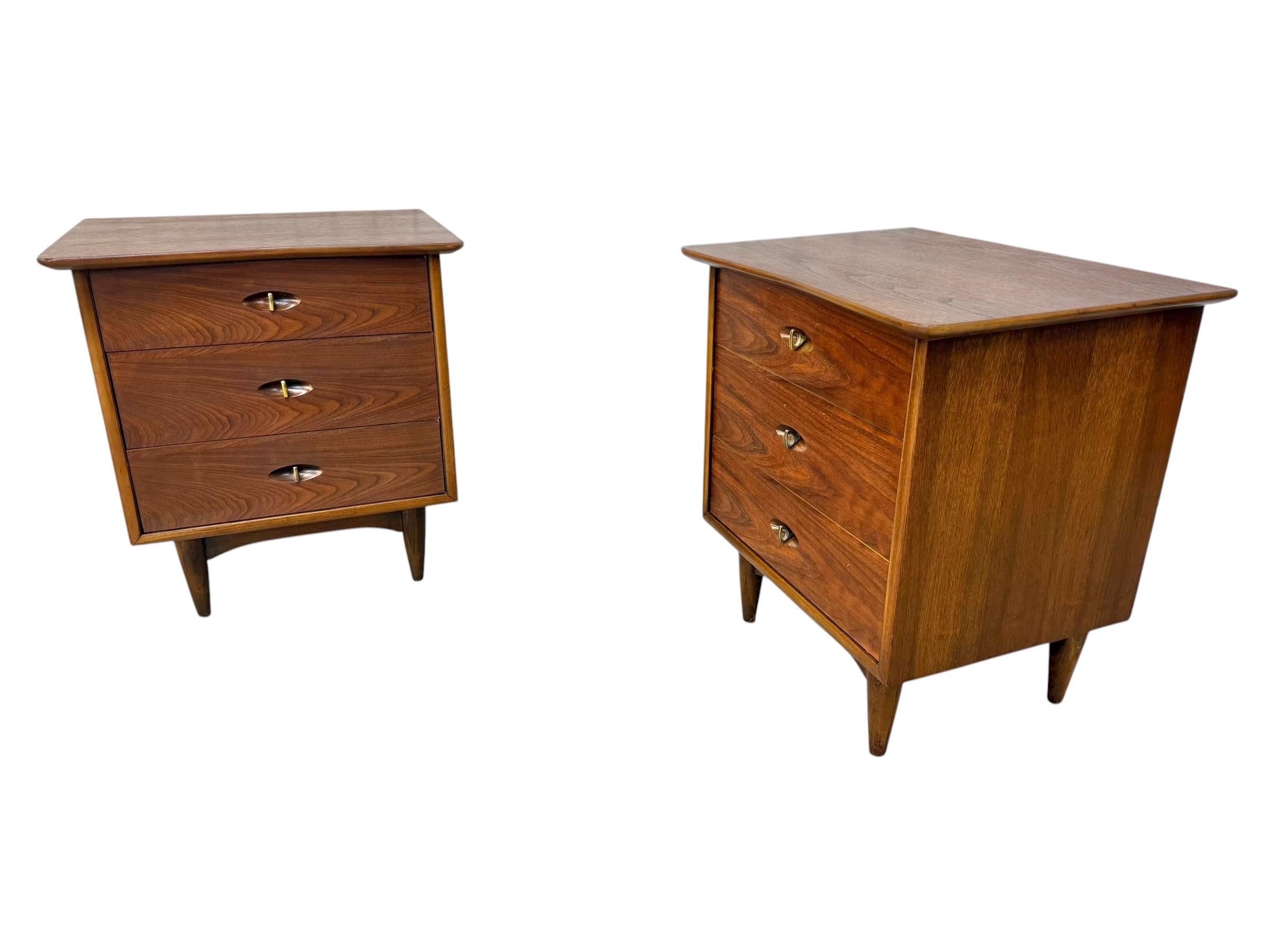 Mid-Century Modern Kent Coffey "The Greenbrier" Walnut Nightstands - Set of 2 - Image 3