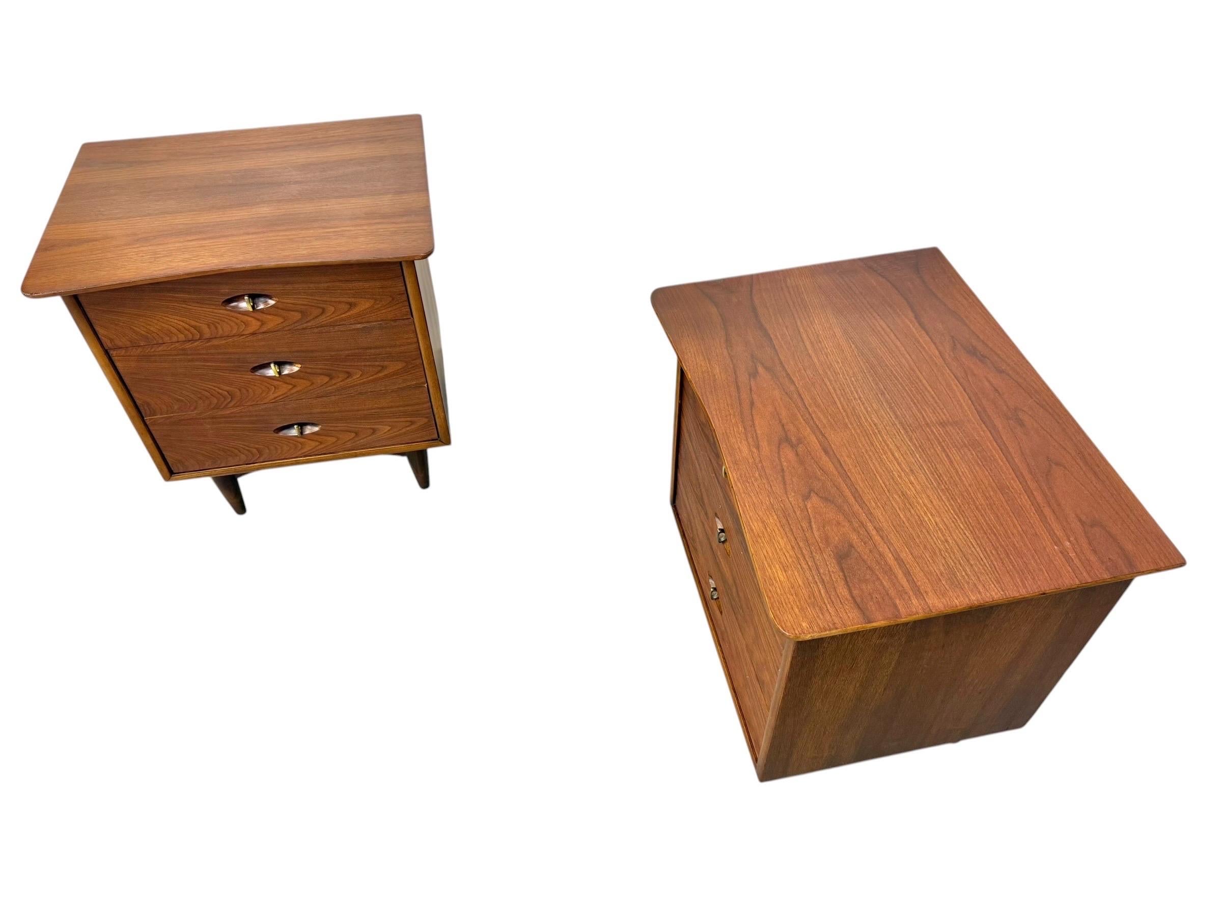 Mid-Century Modern Kent Coffey "The Greenbrier" Walnut Nightstands - Set of 2 - Image 6