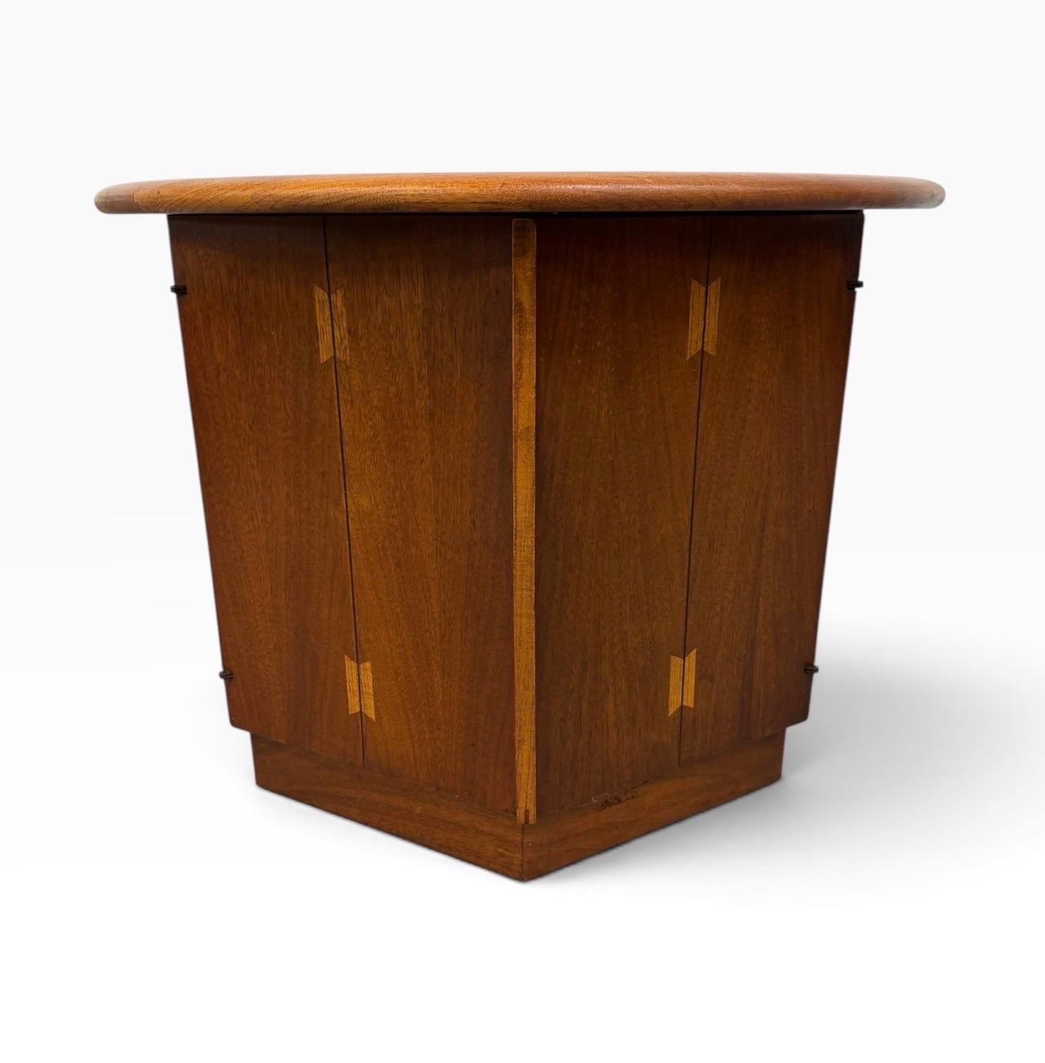 Mid-Century Modern Lane Acclaim Round Walnut Side Tables - Set of 2 - Refinished - Image 4