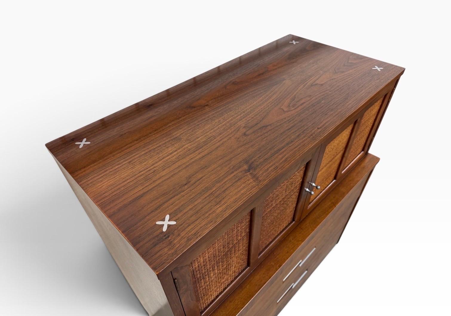 Mid-Century Modern American of Martinsville Accord Walnut High Chest - Image 4