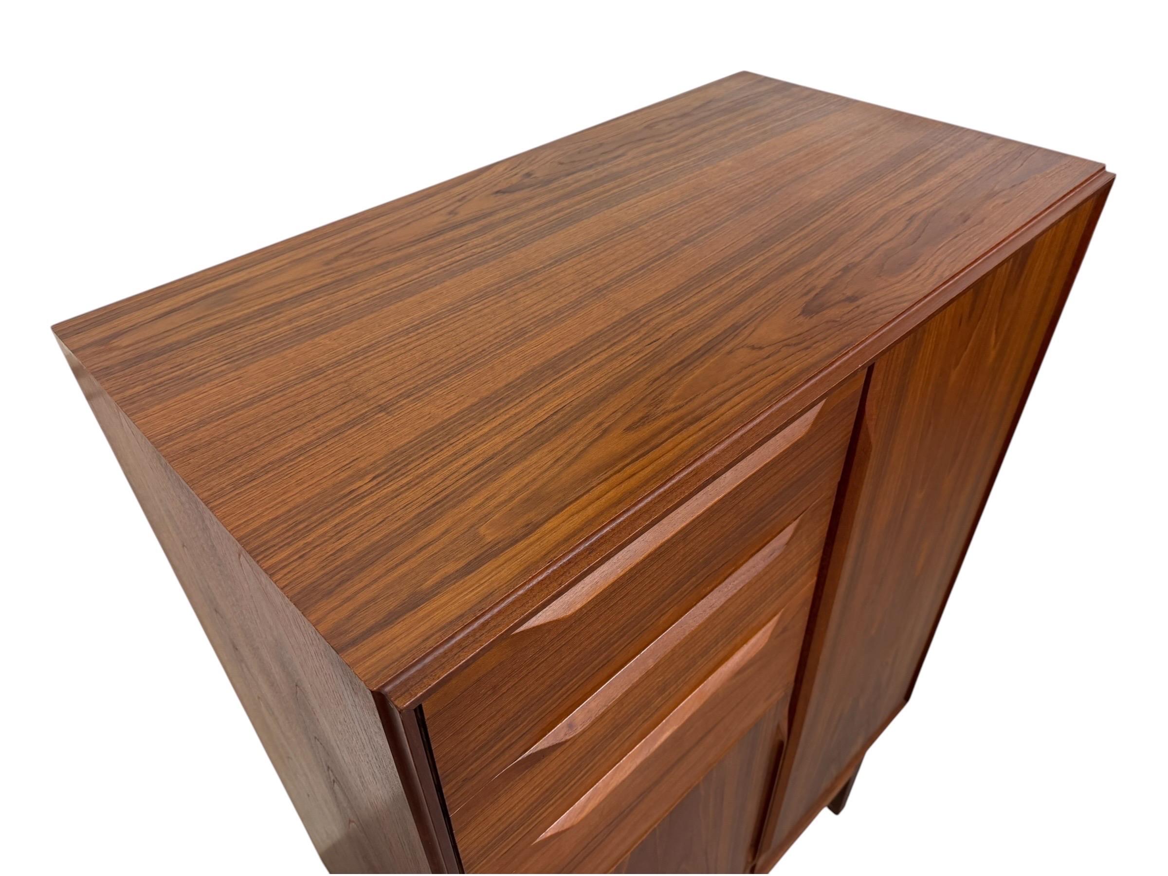 Mid-Century Danish Modern Fredericia Teak Gentleman's Wardrobe High Chest - Image 4