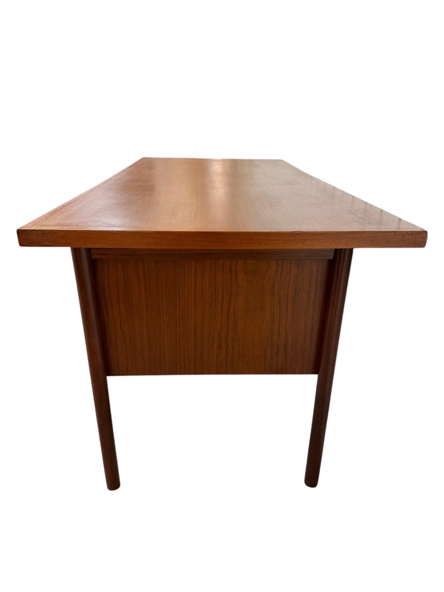 Mid-Century Danish Modern Teak Executive's Desk - Refinished! - Image 8