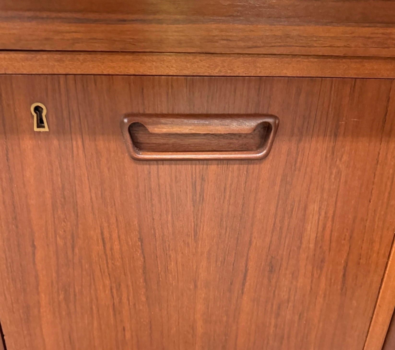 Mid-Century Danish Modern Teak Executive's Desk - Refinished! - Image 12