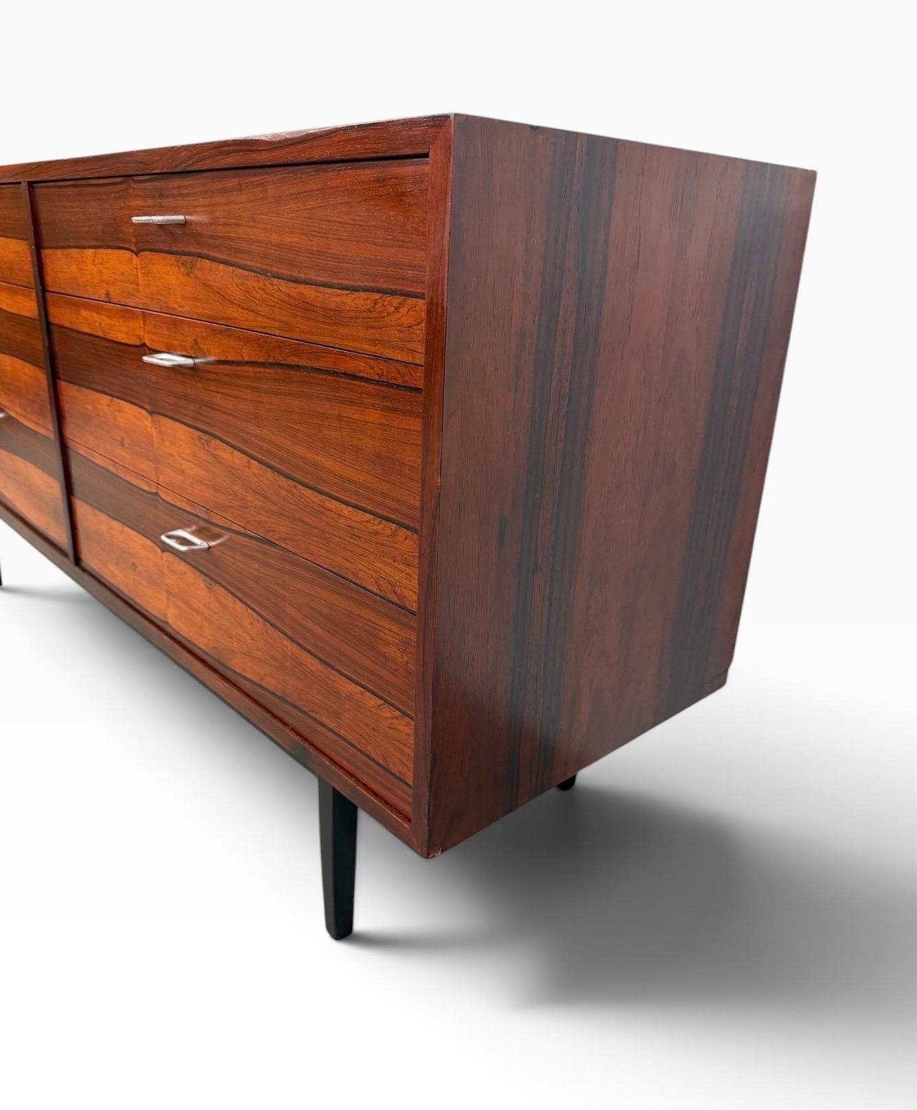 Mid-Century Danish Modern Rosewood Dresser - Refinished! - Image 3