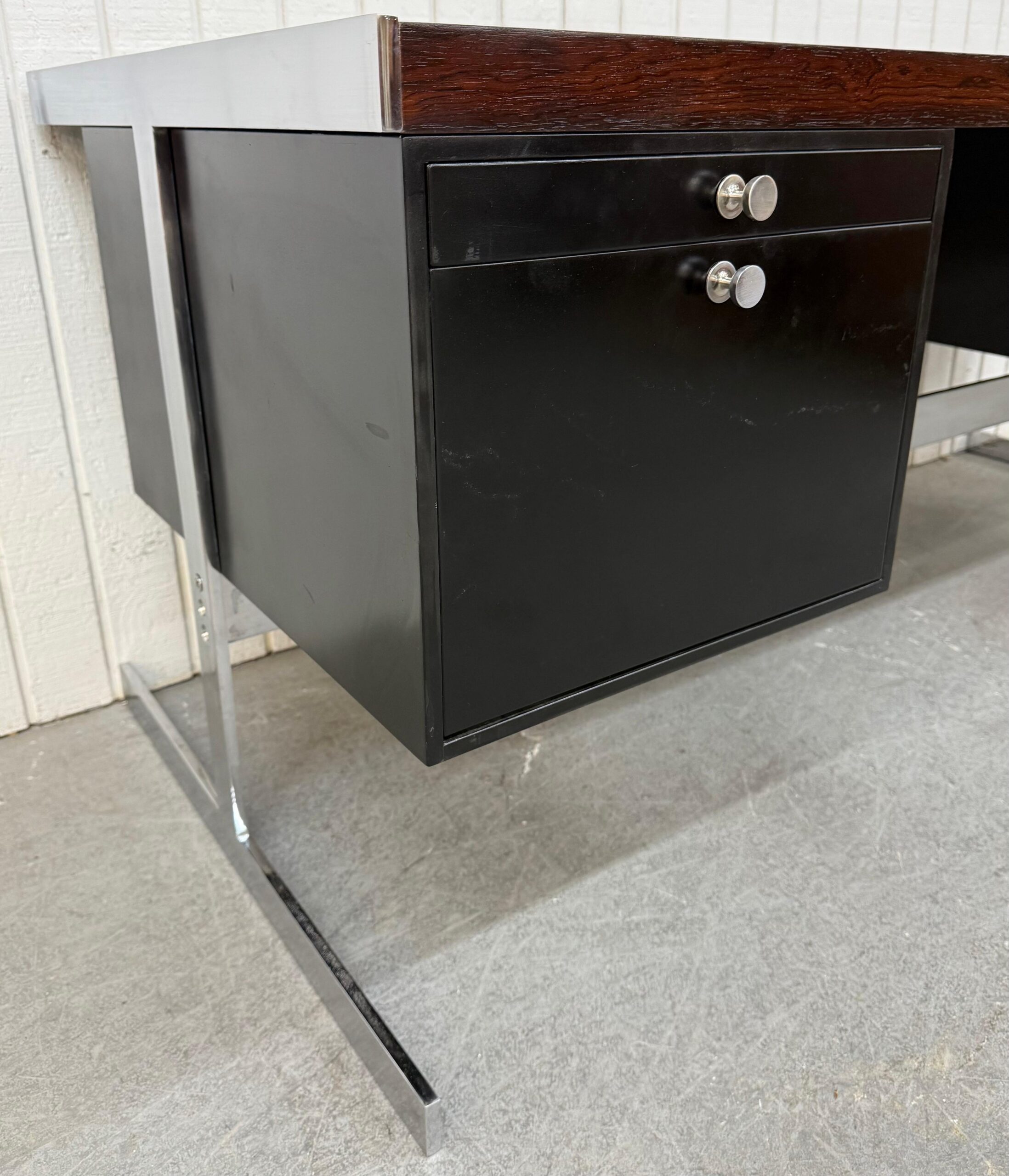 Mid-Century Modern Hugh Acton Style Rosewood Executive Desk - Image 5