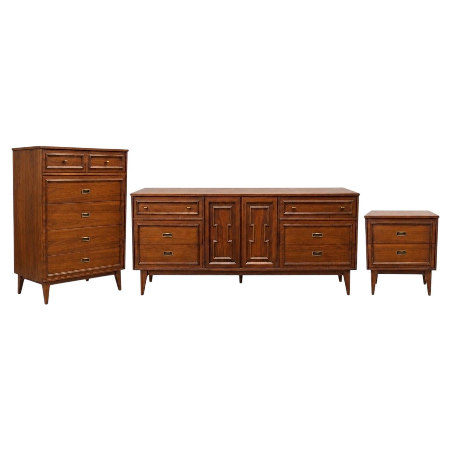 Mid-Century Modern 3-Piece Walnut Bedroom Set