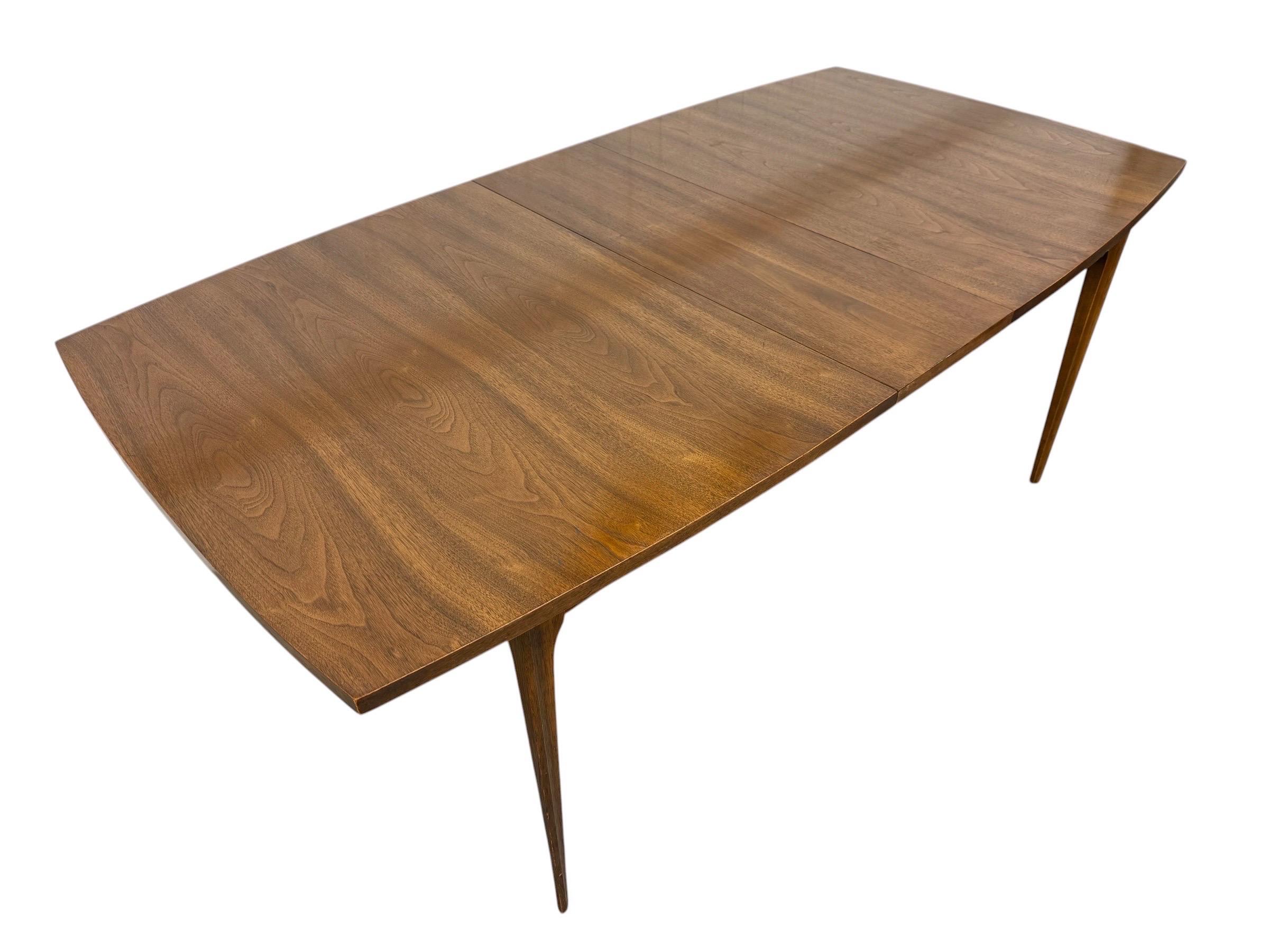 Mid-Century Modern Broyhill Brasilia Walnut Dining Table - Image 4