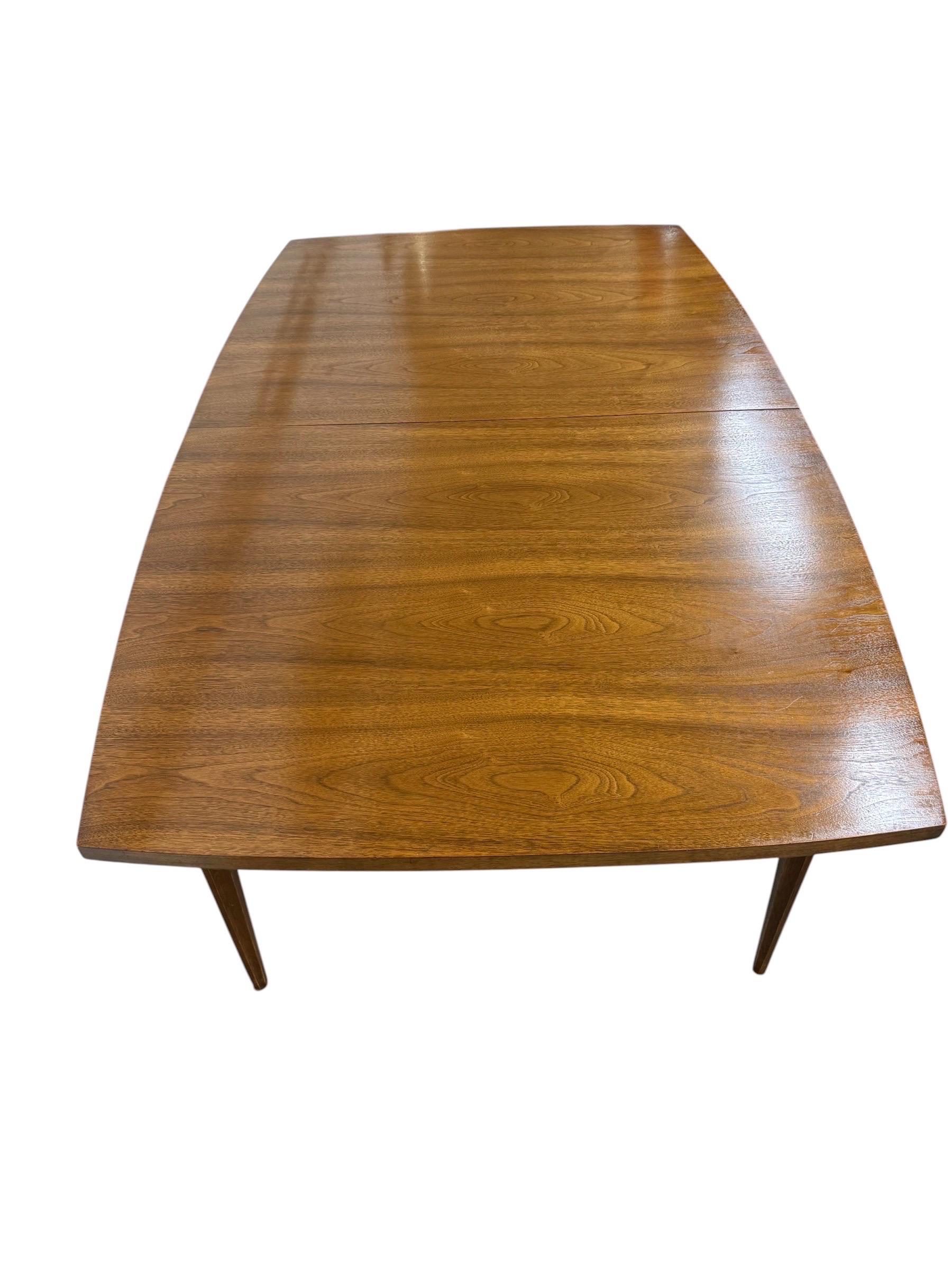 Mid-Century Modern Broyhill Brasilia Walnut Dining Table - Image 6