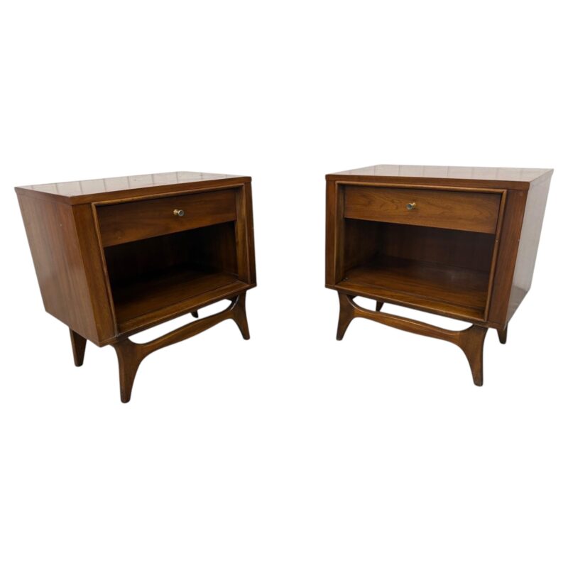 Mid-Century Modern Kent Coffey Insignia Walnut Nightstands – Set of 2