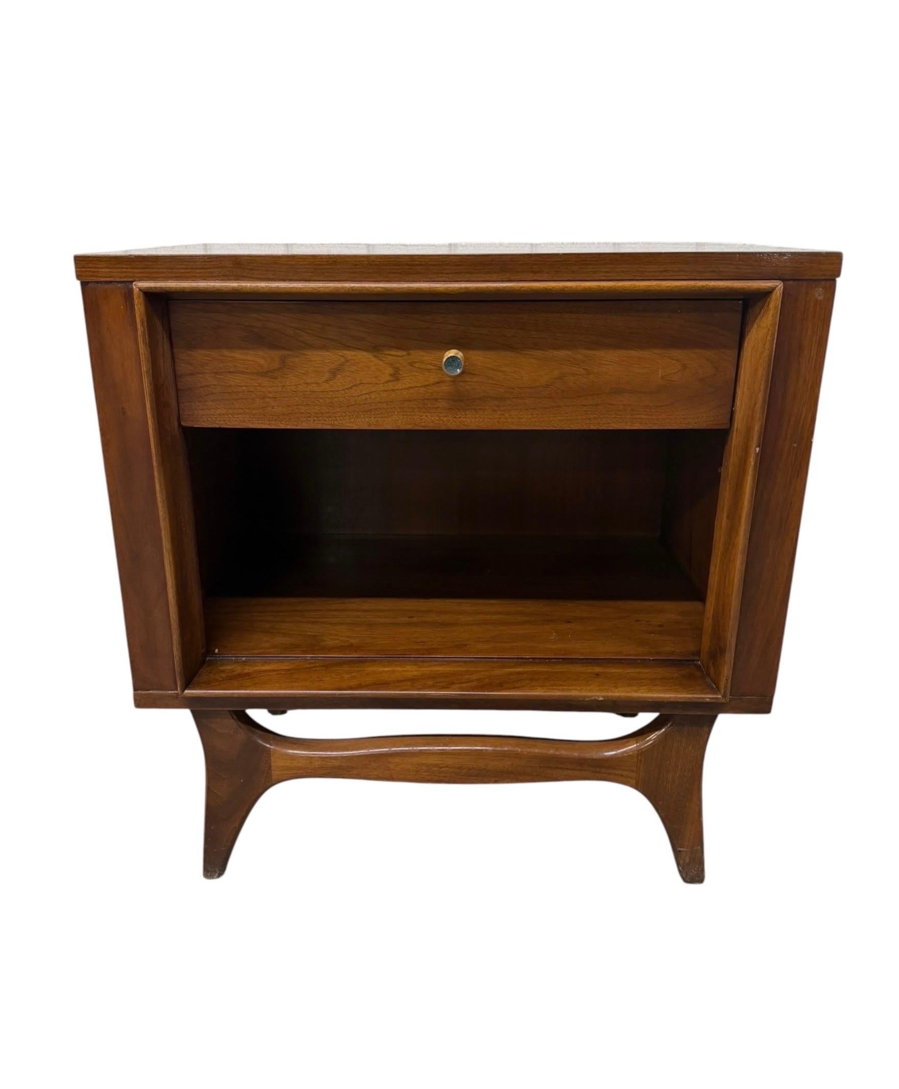 Mid-Century Modern Kent Coffey Insignia Walnut Nightstands - Set of 2 - Image 7