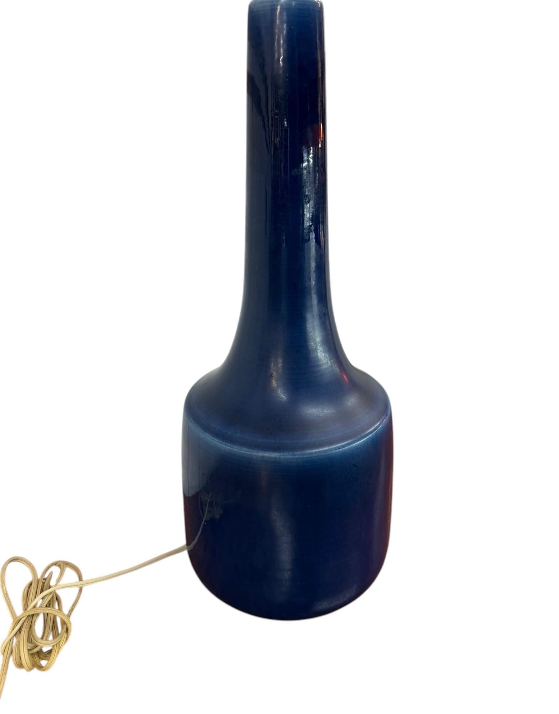 Mid-Century Modern Blue Ceramic Table Lamp – Circa 1960’s - Image 4