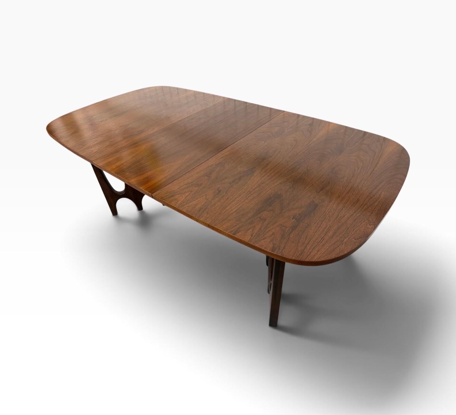 Mid-Century Modern Broyhill Brasilia Sculpted Walnut Dining Table - Refinished! - Image 7